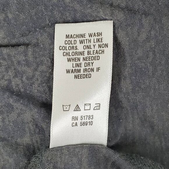 Maurices Women’s Medium Gray Long Sleeve Scoop Neck Top Lightweight Basic Tee - Picture 5 of 6